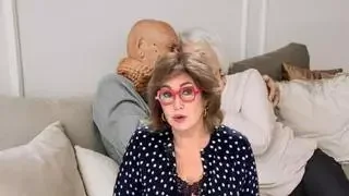 Obligan a una pareja de jubilados a dormir en su coche por el precio de la vivienda: 
