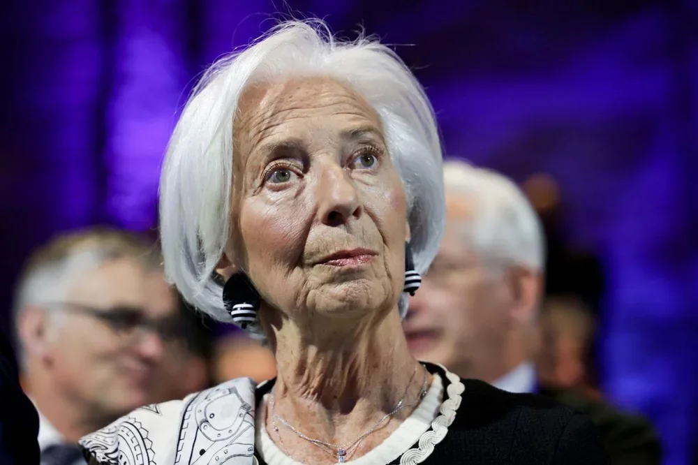 Berlin (Germany), 20/04/2026.- European Central Bank (ECB) President Christine Lagarde attends the annual reception of the Federal Association of German Banks in Berlin, Germany, 20 April 2026. The annual reception of the Association of German Banks is a high-level networking event that brings together leaders from banking, politics, and financial sectors. (Alemania) EFE/EPA/FILIP SINGER